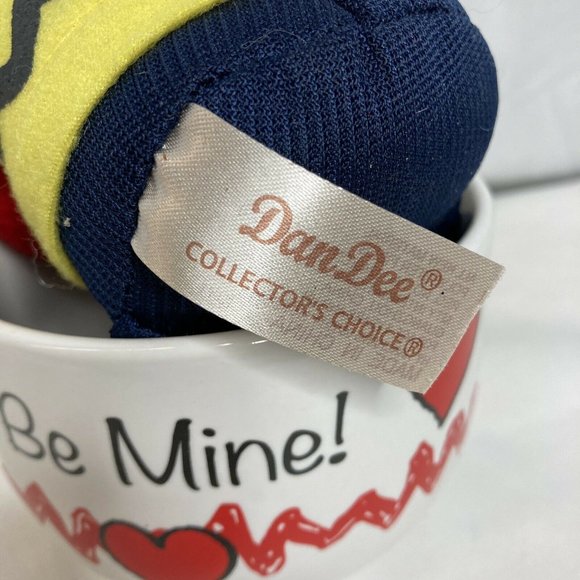 Peanuts Plush Charlie Brown Mug Be My Valentine - Picture 5 of 9